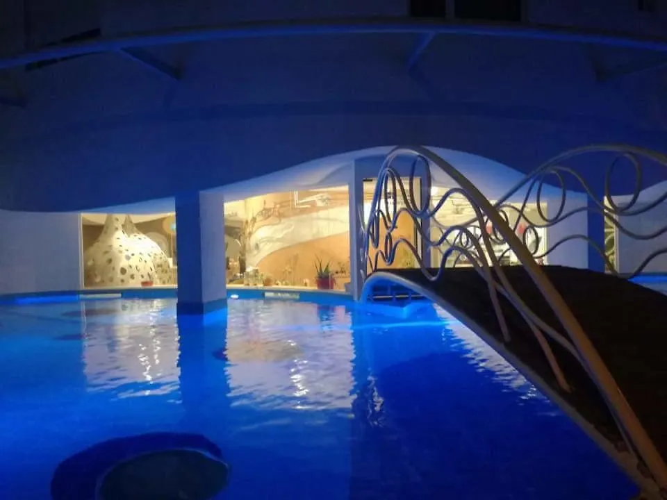 Bougainvill Sunset Villa Saranda